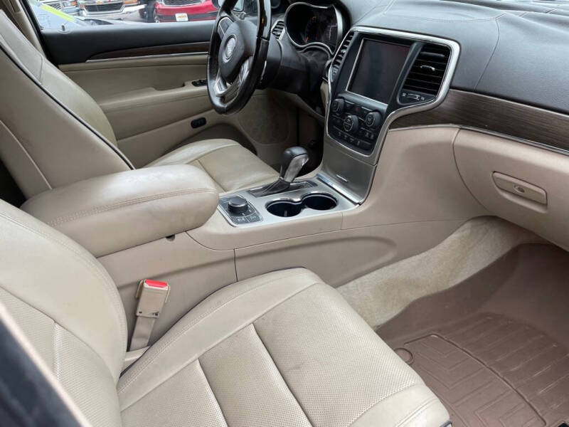 2016 Jeep Grand Cherokee Overland