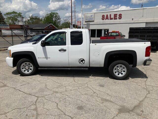 2009 Chevrolet Silverado 1500 for sale at Town & City Motors Inc. in Gary IN