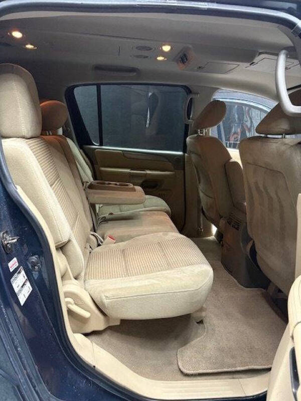 2013 Nissan Armada SV