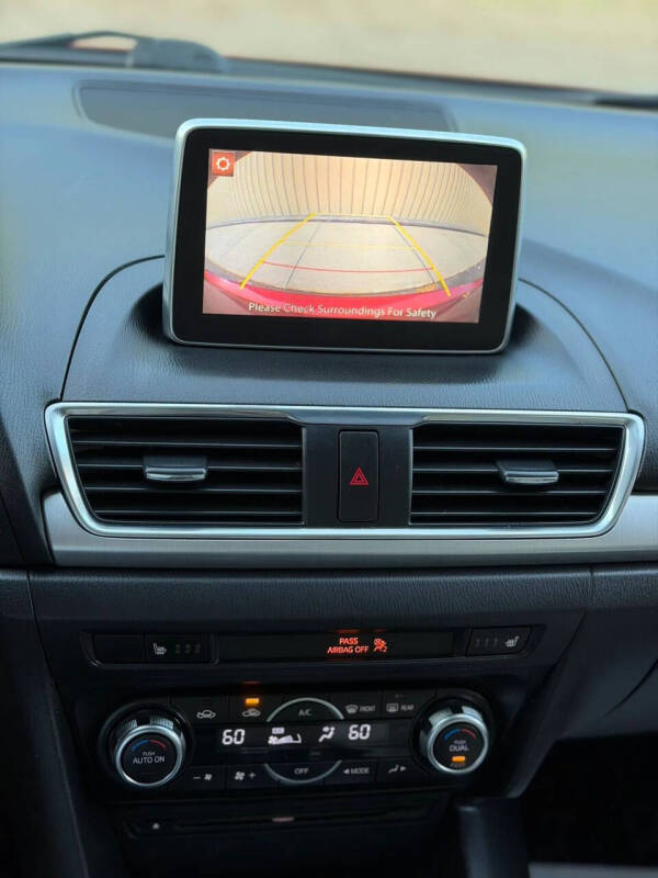 2014 Mazda MAZDA3 s Grand Touring