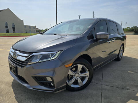 2018 Honda Odyssey for sale at AUTO DIRECT Bellaire in Houston TX
