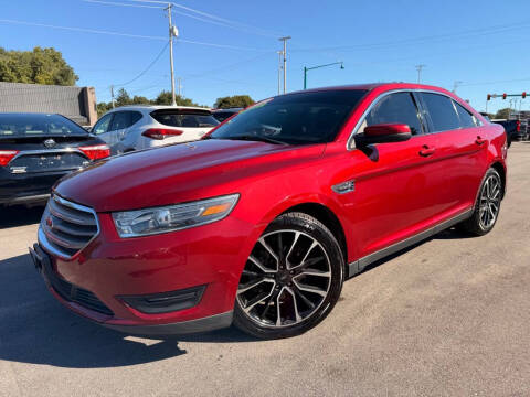 2018 Ford Taurus SEL