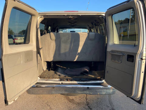 2008 Ford E-Series E-350 SD XLT