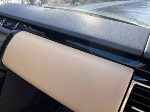 2018 Land Rover Discovery SE