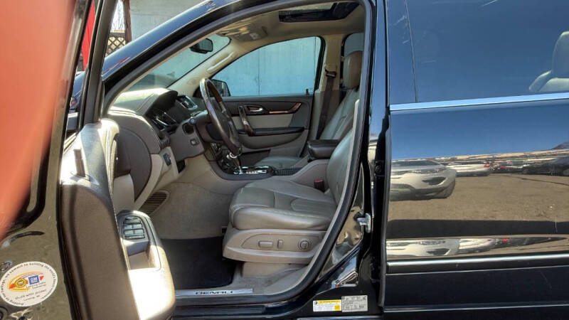 2013 GMC Acadia Denali