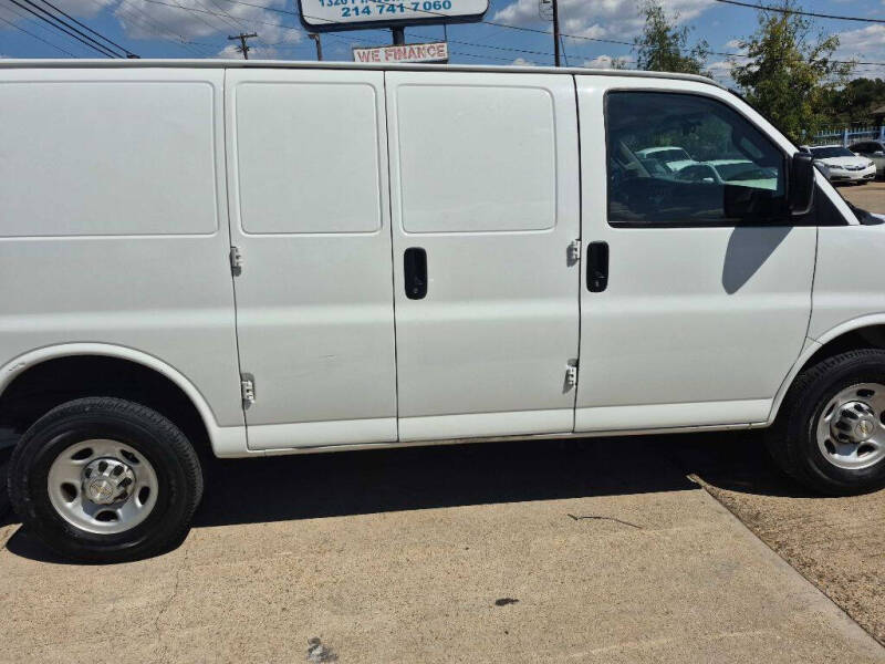 2021 Chevrolet Express 2500