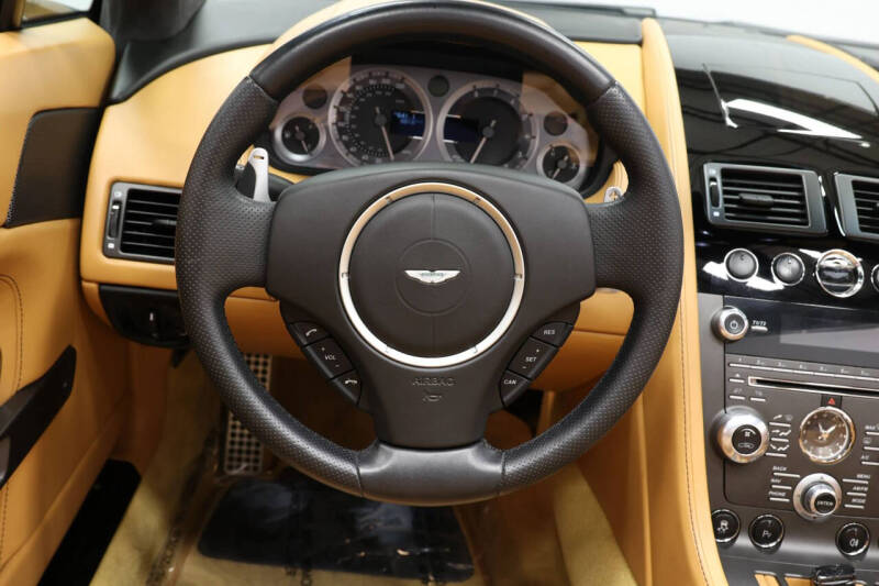 2012 Aston Martin V8 Vantage Roadster