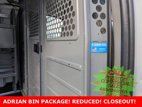 2025 Chevrolet Express 3500