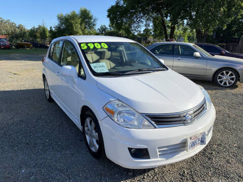 2012 Nissan Versa 1.8 SL