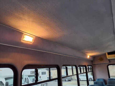 2013 Ford E-Series E-450 SD