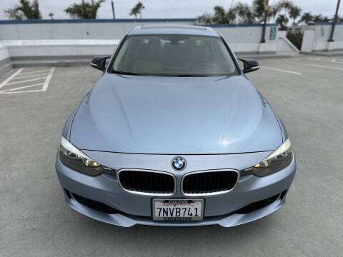 2013 BMW 3 Series 328i