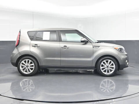 2019 Kia Soul +