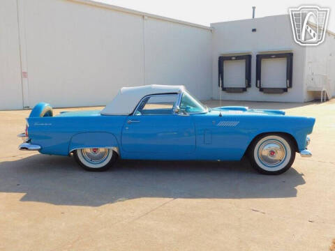 1956 Ford Thunderbird