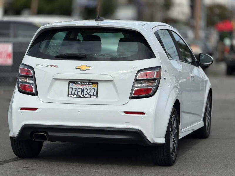 2017 Chevrolet Sonic LT Auto