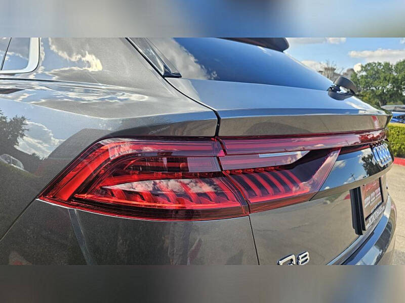 2019 Audi Q8 quattro Premium Plus 55 TFSI