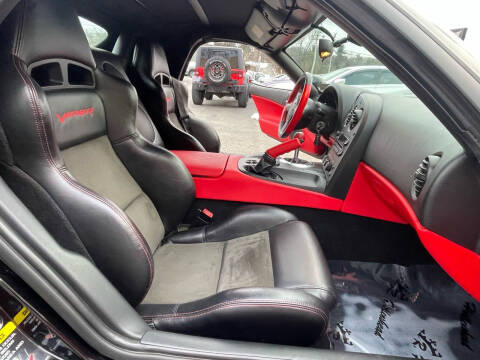 2004 Dodge Viper SRT-10