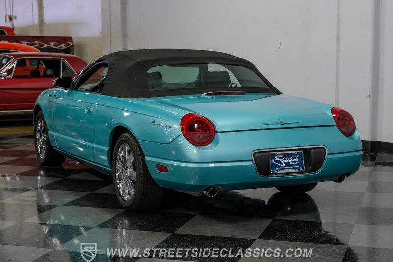 2002 Ford Thunderbird Deluxe