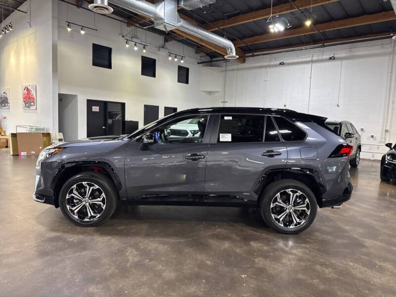 2025 Toyota RAV4 Plug-in Hybrid XSE