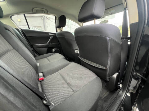 2012 Mazda MAZDA3 i Touring