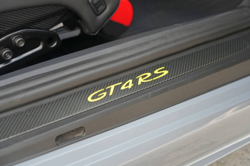 2024 Porsche 718 Cayman GT4 RS