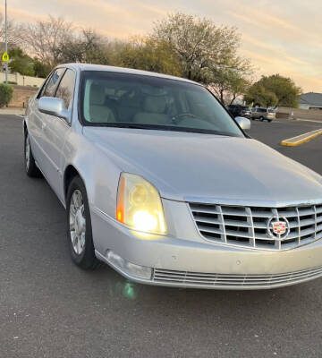 2009 Cadillac DTS for sale at Desert Auto Deals in Tempe AZ