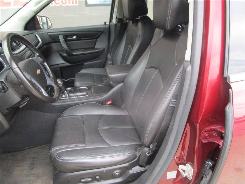 2017 Chevrolet Traverse LT