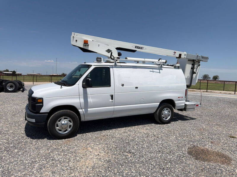 2013 Ford E-Series E-350 SD