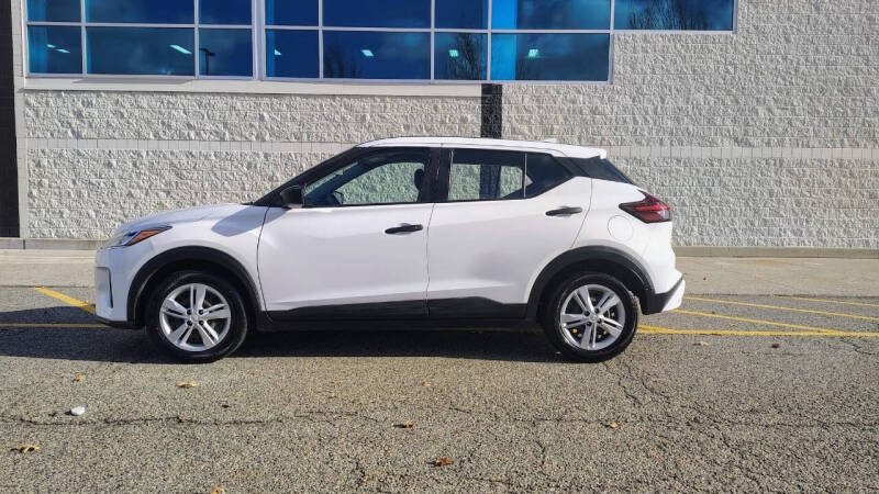 2021 Nissan Kicks S