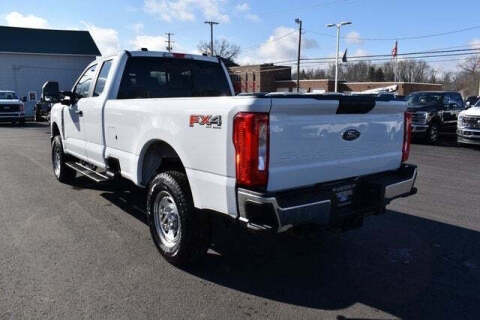 2025 Ford F-350 Super Duty XL