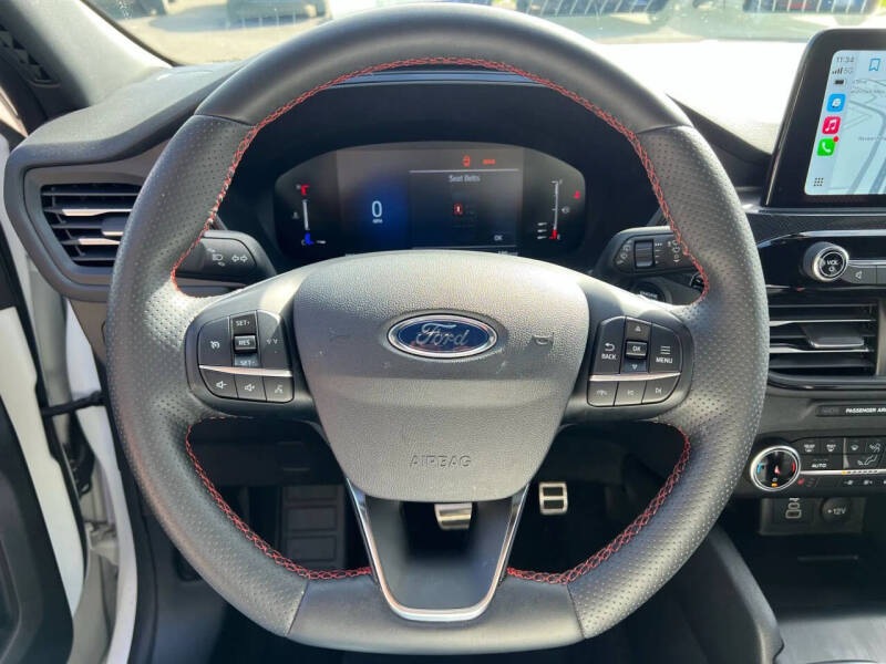 2024 Ford Escape Hybrid ST-Line