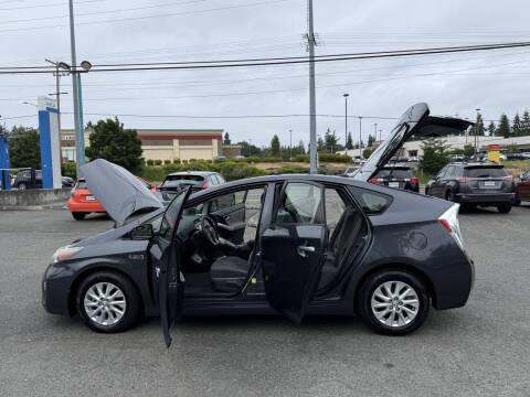 2012 Toyota Prius Plug-in Hybrid