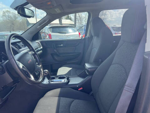 2013 GMC Acadia SLE-2