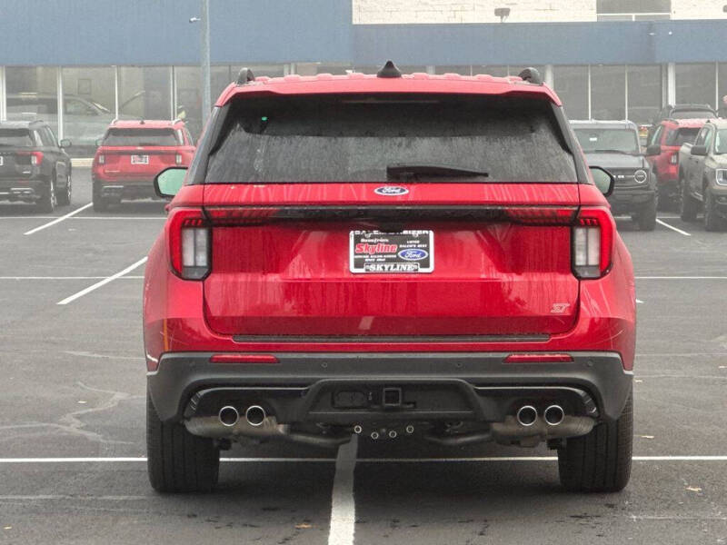 2025 Ford Explorer ST