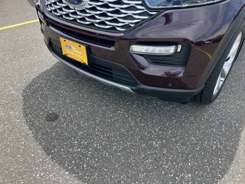 2023 Ford Explorer Platinum
