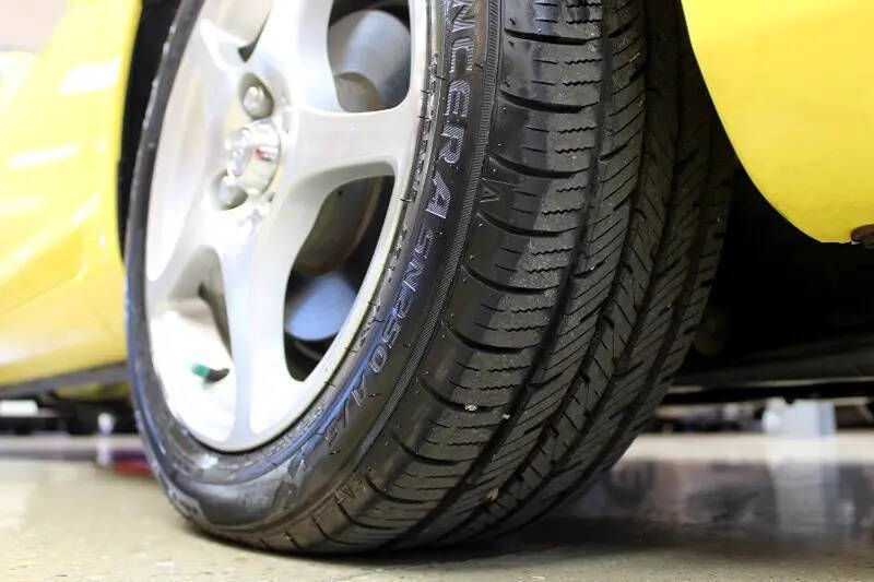 2004 Toyota MR2 Spyder