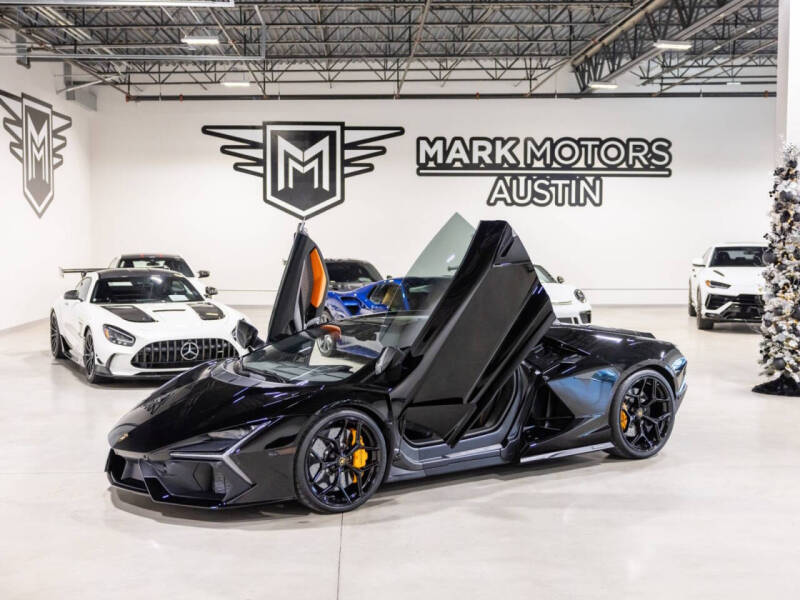 2025 Lamborghini Revuelto