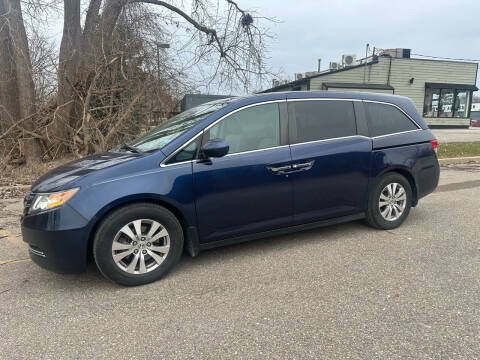 2015 Honda Odyssey for sale at Family Auto Sales llc in Fenton MI