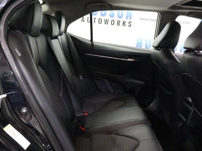 2018 Toyota Camry SE