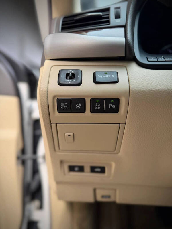 2017 Lexus LS 460