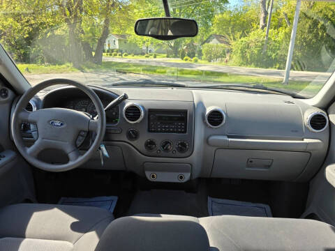 2004 Ford Expedition XLT