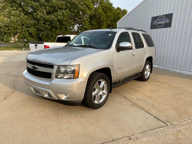 2013 Chevrolet Tahoe for sale at Auto Connection in Waterloo, IA