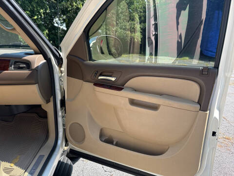 2012 Chevrolet Avalanche LTZ