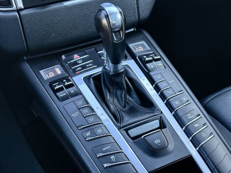 2018 Porsche Macan