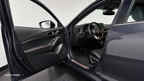 2015 Mazda MAZDA3 s Grand Touring