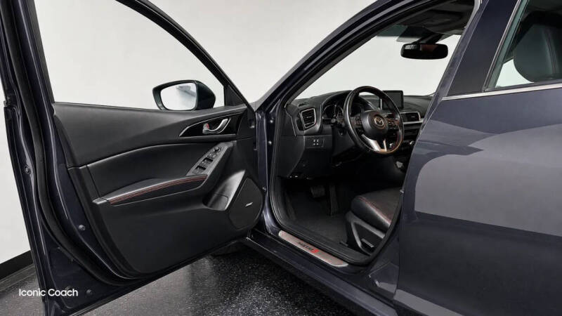 2015 Mazda MAZDA3 s Grand Touring