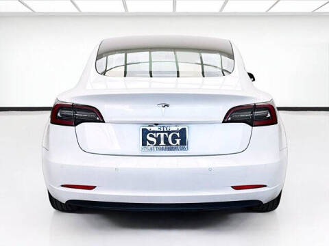 2020 Tesla Model 3 Standard Range Plus