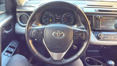 2016 Toyota RAV4 Hybrid XLE