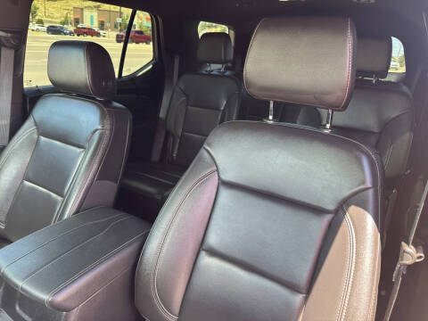 2022 Chevrolet Traverse LT Leather