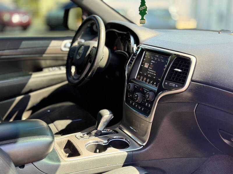 2018 Jeep Grand Cherokee Altitude