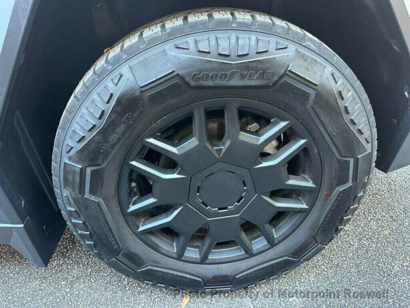 2024 Tesla Cybertruck